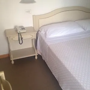 3* Hotel Maxim's
